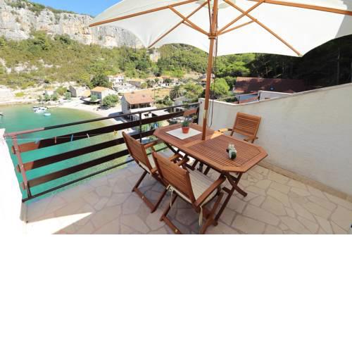 Apartment Vela Stiniva 13935d