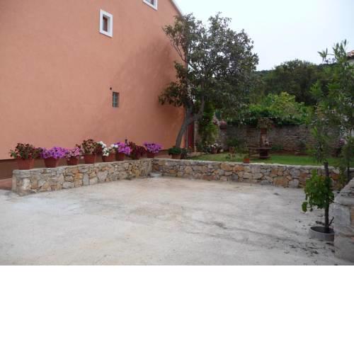 Apartments with a parking space Veli Losinj, Losinj - 11495