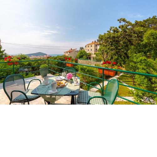 Apartment Villa Ahava