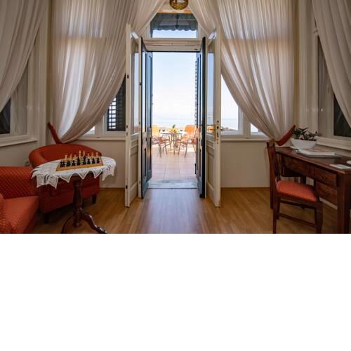 Apartment Villa Regaly