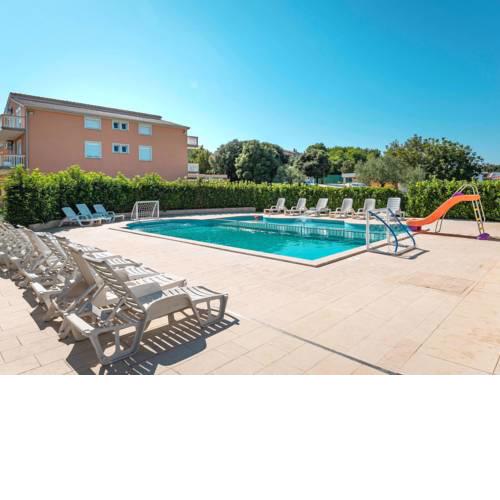 Apartment Villa Rok (PUL230)