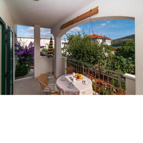 Apartment Vinisce 6015a