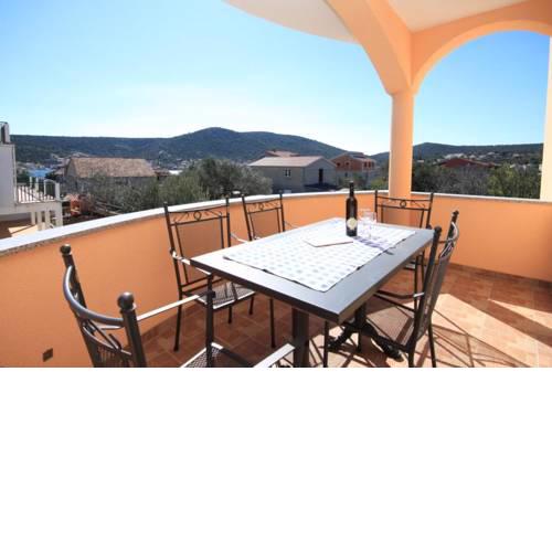 Apartment Vinisce 8660b