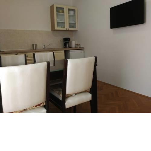 Apartment Violeta 1