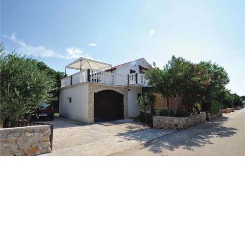 Apartment Vir 24