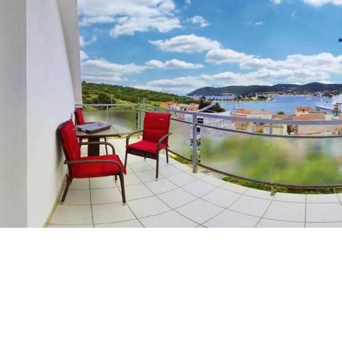 Apartment Vis 2428c