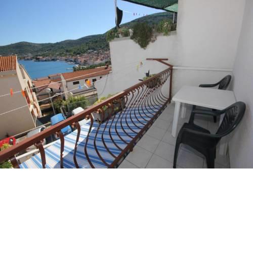 Apartment Vis 8869a