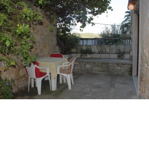 Apartment Vis 8933a