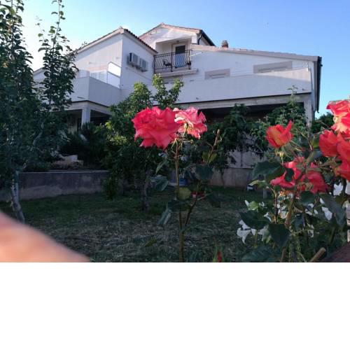 Apartment Vrpolje