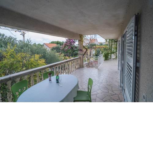 Apt White Idyll, 3 bedrooms, 3 bathrooms, terrace apt