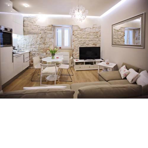 Apartment White Stone - Diocletian Palace
