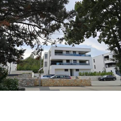 Apartment White