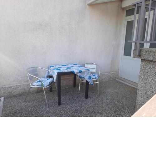 Apartment with terrace Sara