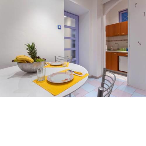 Apartment Yes