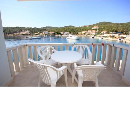 Apartment Zaglav 8144a