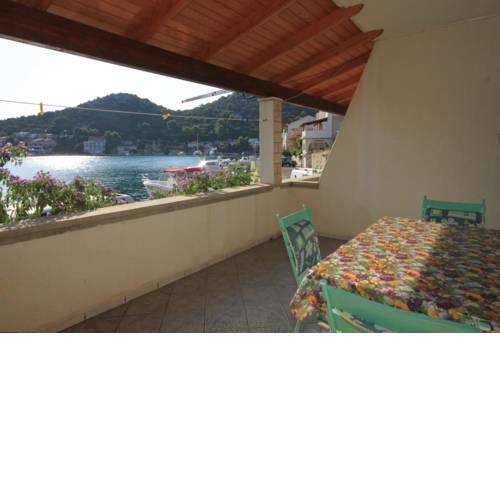 Apartment Zaklopatica 8341b