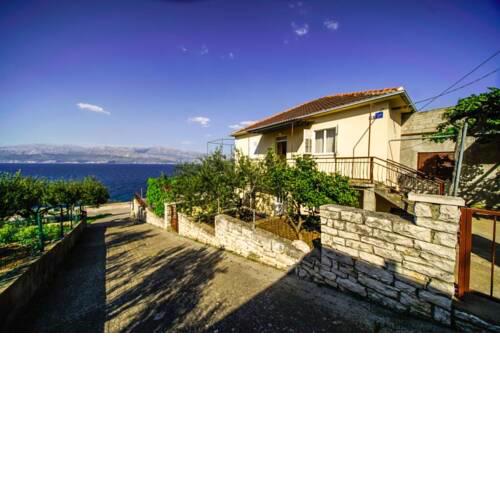 Apartment Žana above the sea