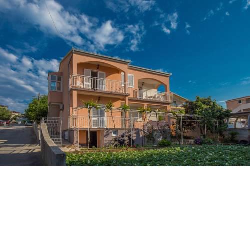 Apartment Zoki i Goga 3558