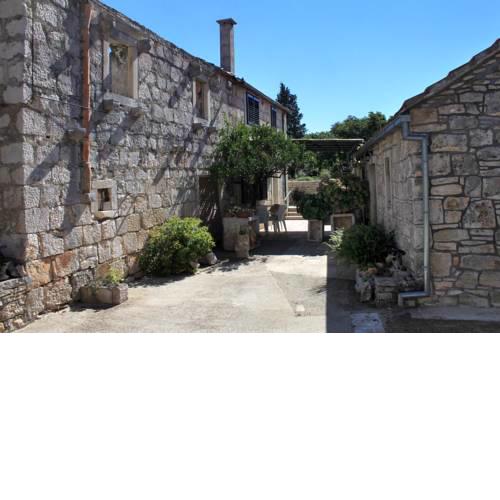 Apartment Zrnovo 9239a