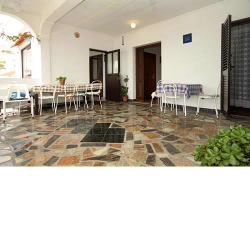 Apartment Zubovici 4082a