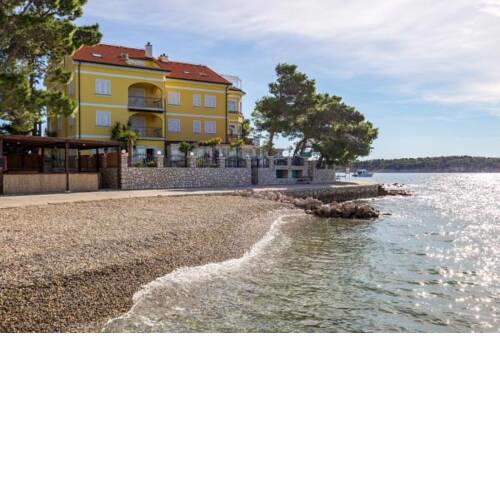 Apartmenthaus am Strand-Banjol