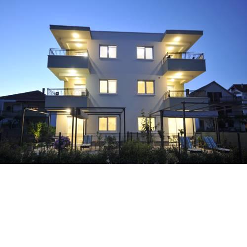 Apartments Adrian