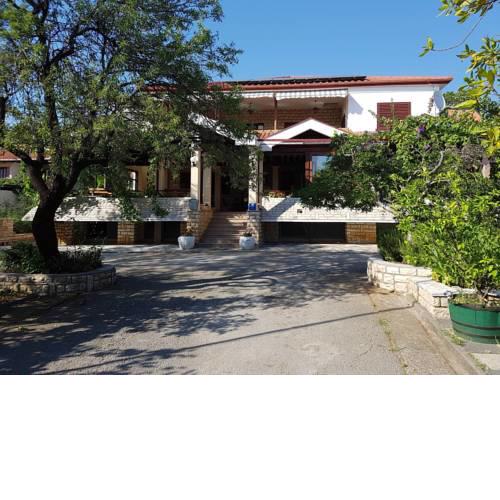 Apartments Adriana