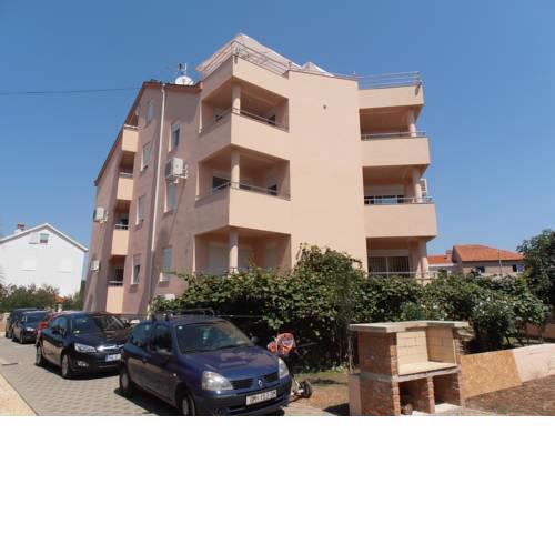 Apartments Aldomar