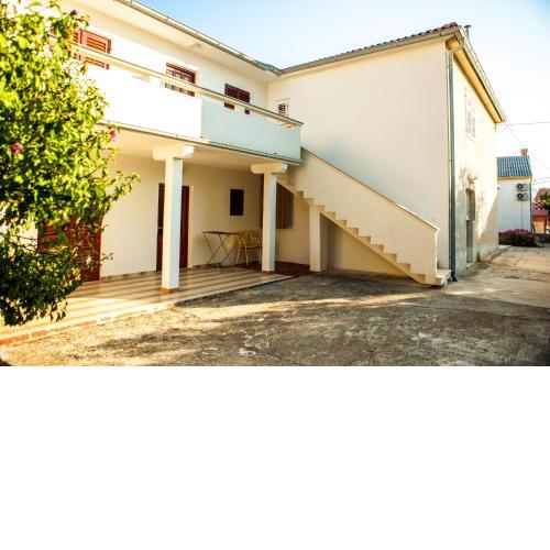 Apartments Alma