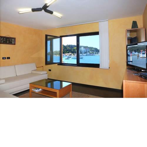 Apartments Ana City