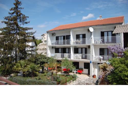 Apartments Ana