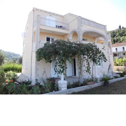 Apartments Ana