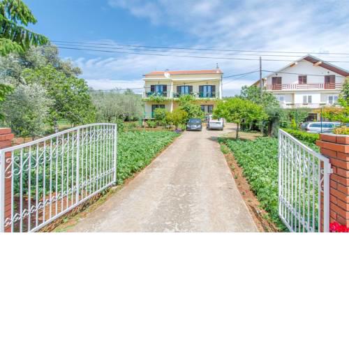Apartments and Room Kasijan