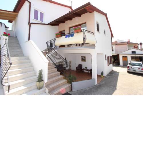 Apartments and Room Silvana