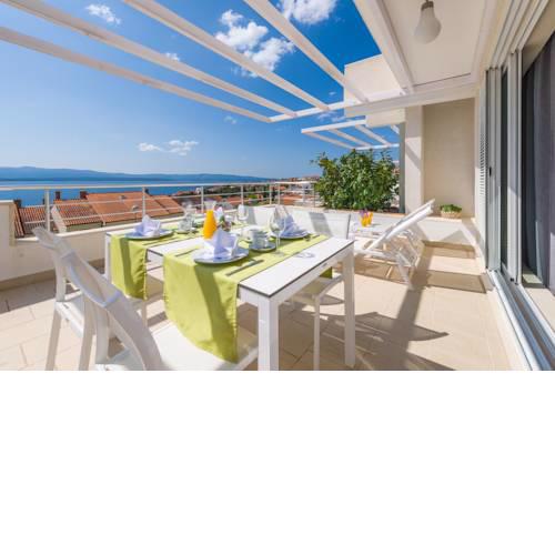 Apartments and Rooms Azzurra