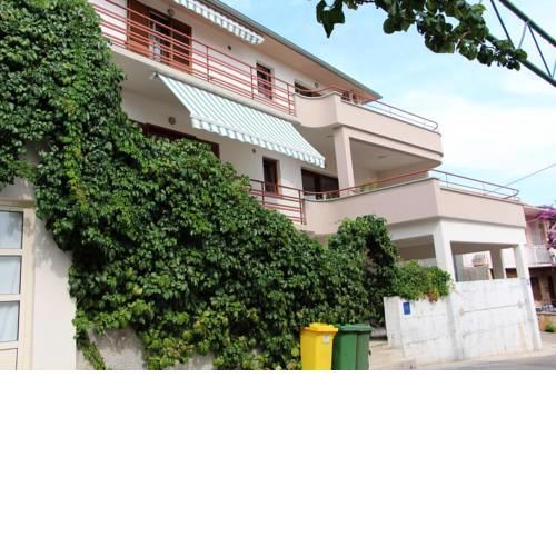 Apartments and rooms by the sea Tisno, Murter - 5106