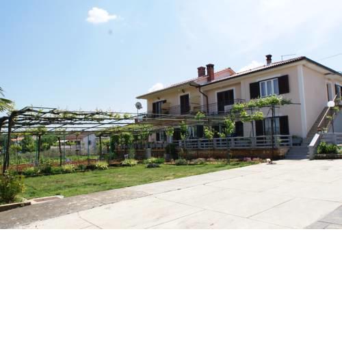 Apartments and Rooms Kod Keti