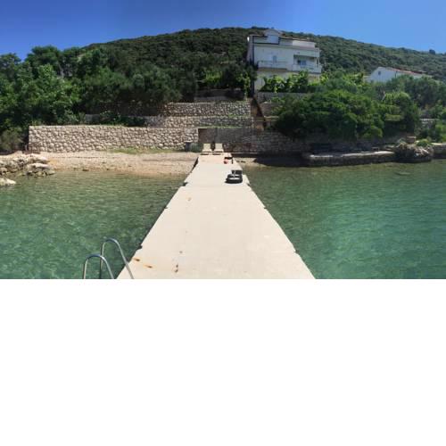 Apartments and rooms Krstina