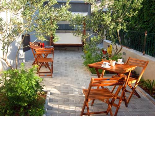 Apartments and Rooms Marino