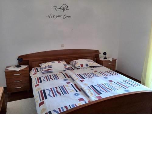 Apartments and rooms with a swimming pool Kampor, Rab - 12773