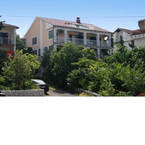 Apartments and rooms with parking space Crikvenica - 5492