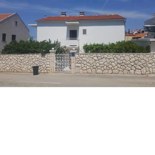 Apartments and rooms with parking space Hvar - 15378