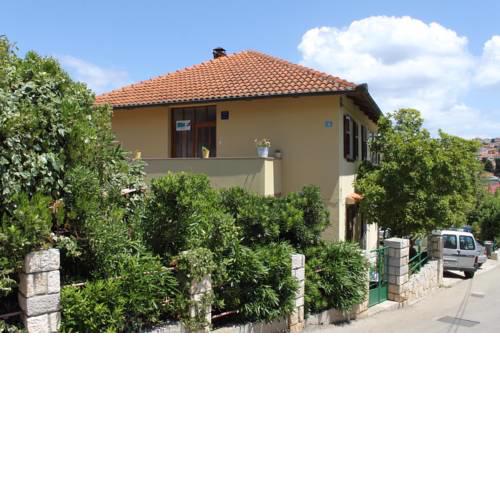 Apartments and rooms with parking space Mali Losinj (Losinj) - 2497