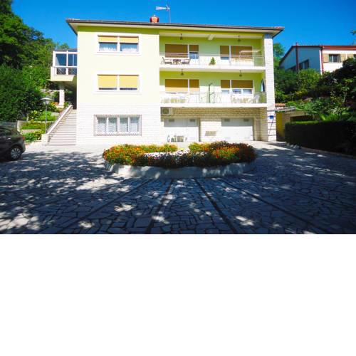 Apartments Anita near Opatija with private parking