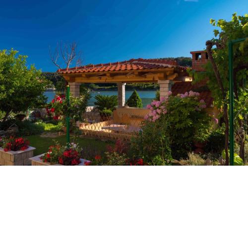 Apartments Anka - 10 m from sea