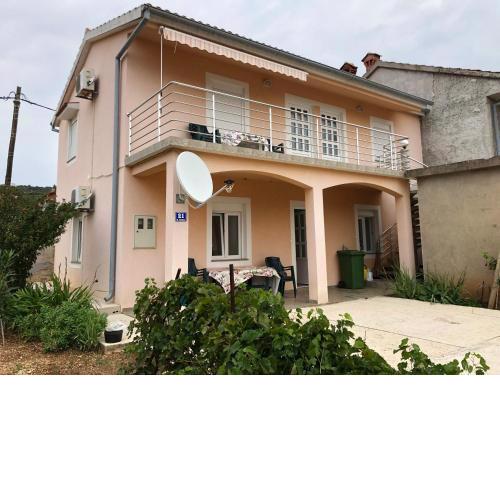 Apartments Anka Brala