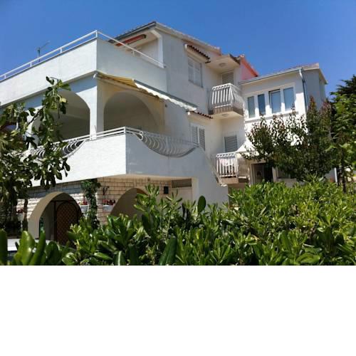 Apartments Anka