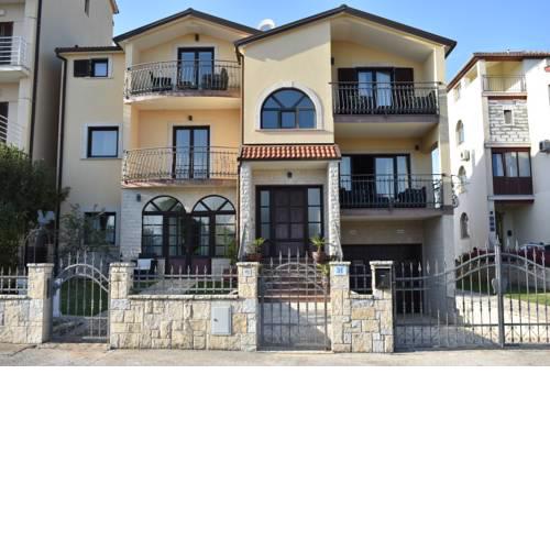 Apartments Ante