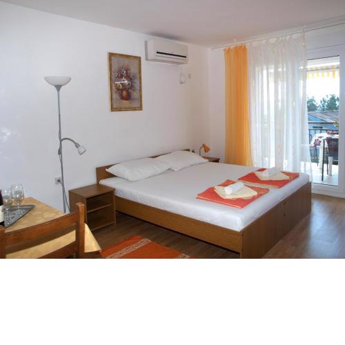 Apartments Antun