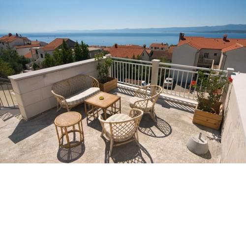 Apartments Aris
